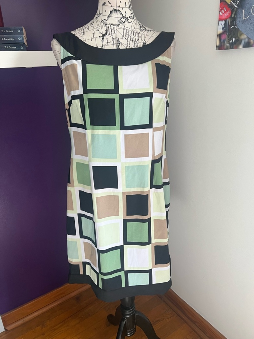 connected apparel Sleeveless Dress